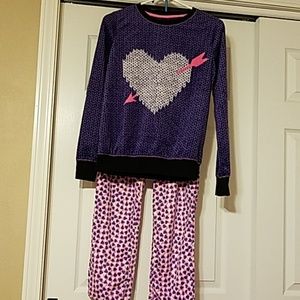 2-Piece Pajamas..NWOT
